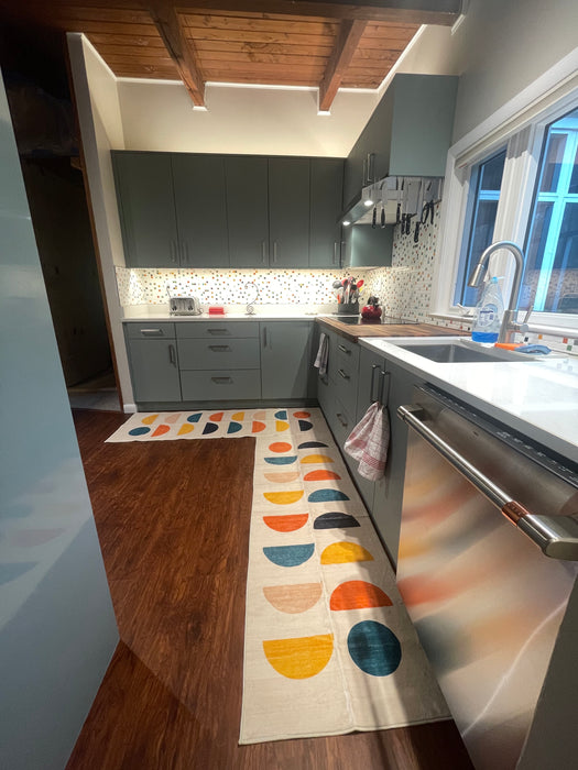 Modwalls Brio Glass Mosaic Tile | Atomic Blend | Pictured on a kitchen backsplash | Colorful Modern & Midcentury glass tile for kitchens, bathrooms, backsplashes, showers, pools & outdoors.