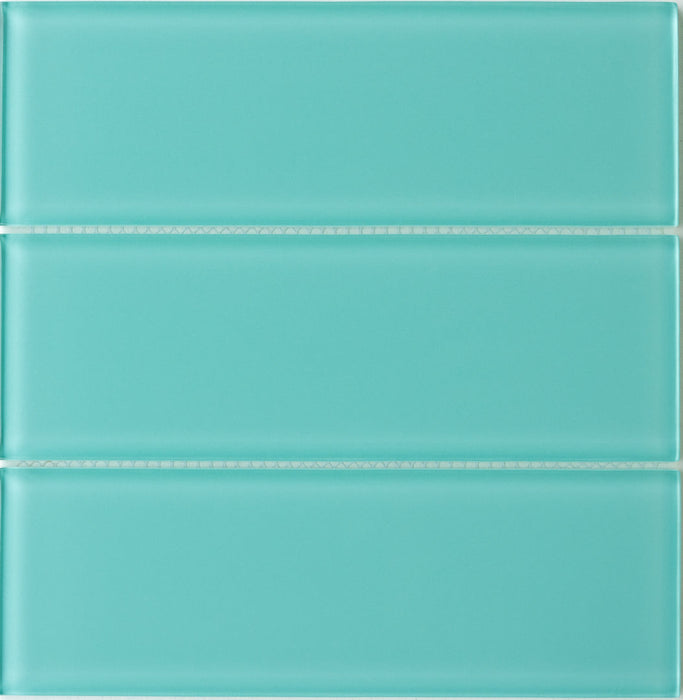 Sample of Lush Glass Subway Tile | Pool 3x9