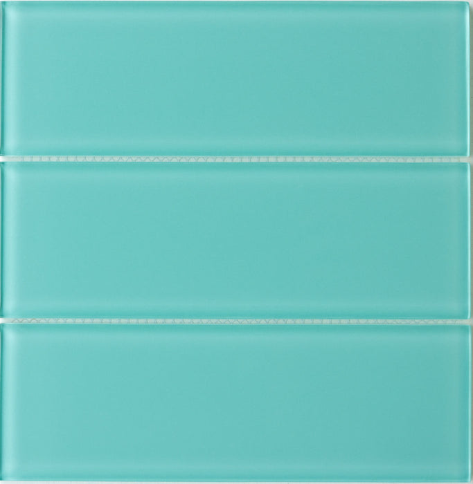 Sample of Lush Glass Subway Tile | Pool 3x9