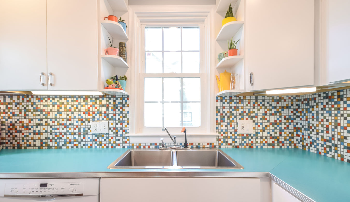 Glass mosaic tile installation photo gallery. Ceramic, glass and porcelain tile for backsplashes, kitchens, bathrooms, showers & feature areas. Colors include green, blue, yellow, orange, red, pink, purple, lavender, teal, gray, black and white tile.  